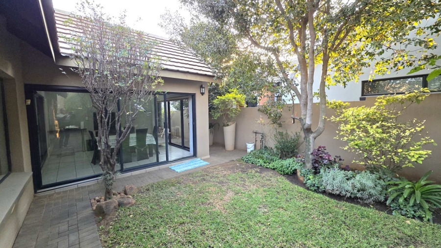 To Let 3 Bedroom Property for Rent in Melodie North West